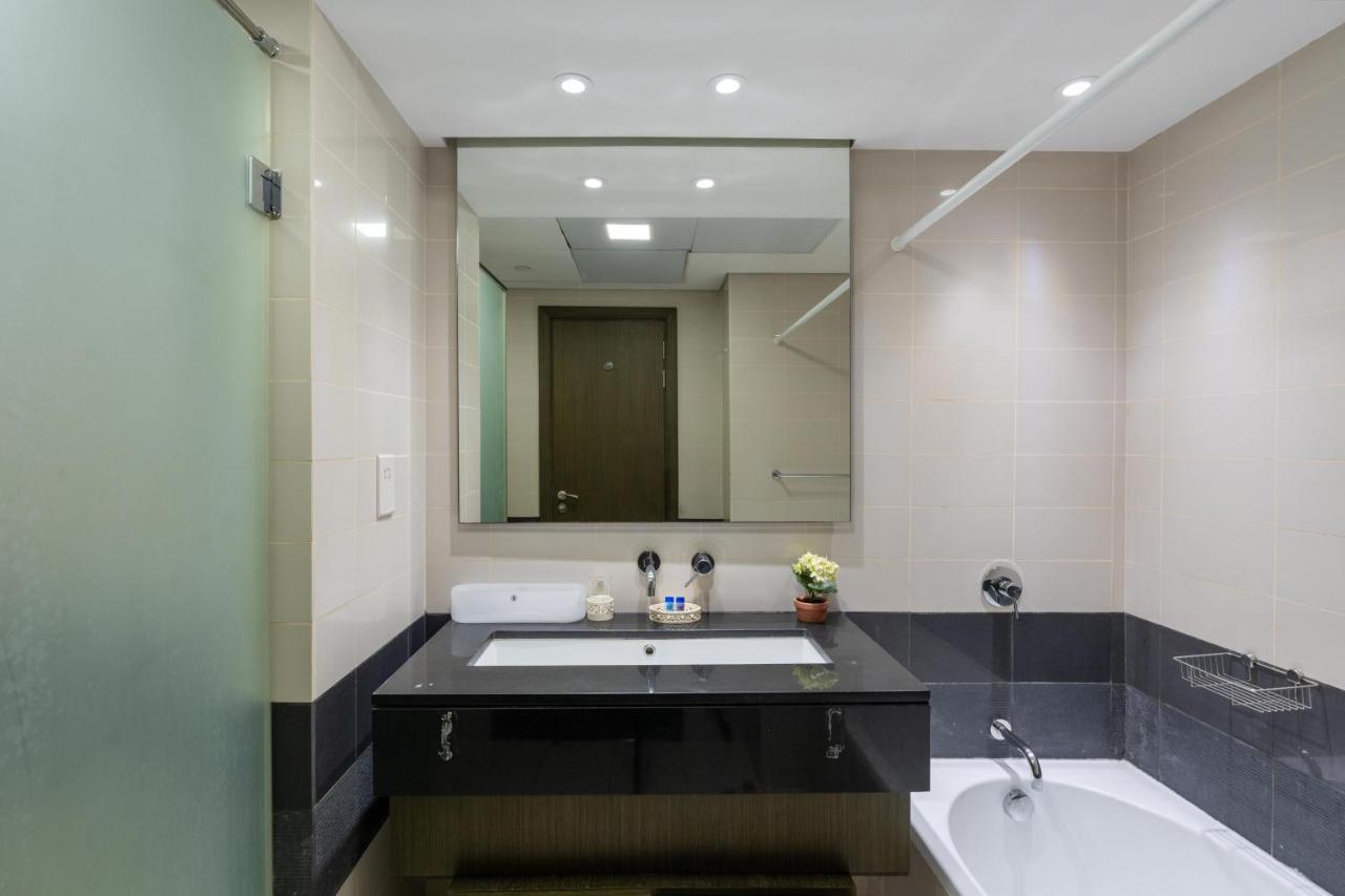 Вилла Vacay Lettings - Loft Downtown Дубай Экстерьер фото